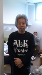 �摜(179x320)�E�g��摜(359x640)